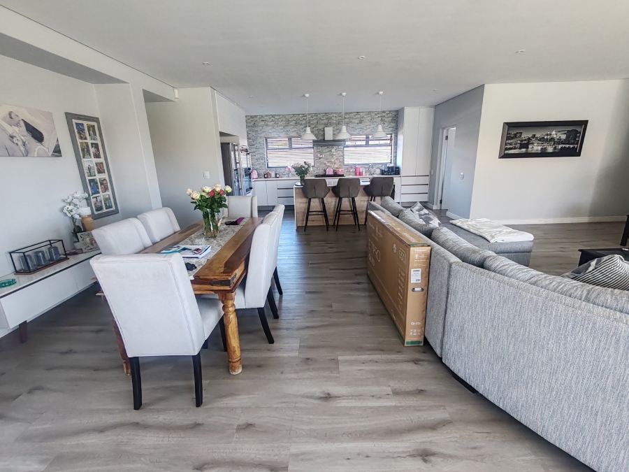 4 Bedroom Property for Sale in Langebaan Country Estate Western Cape